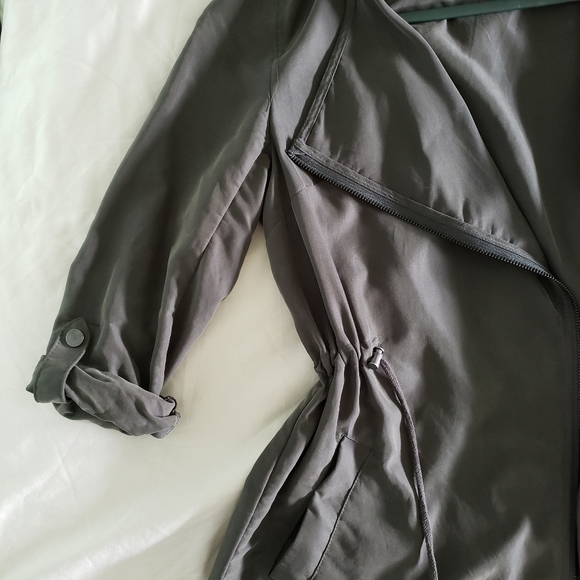 Army Green diagonal zip spring jacket - Picture 1 of 7